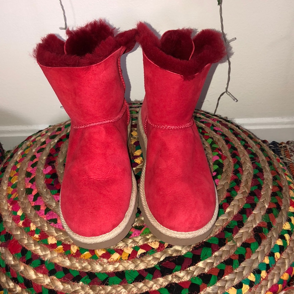 Red Uggs